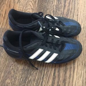 Adidas puntero cleats